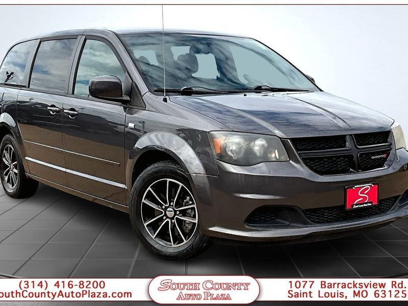 Used 2014 Dodge Grand Caravan SE image 1