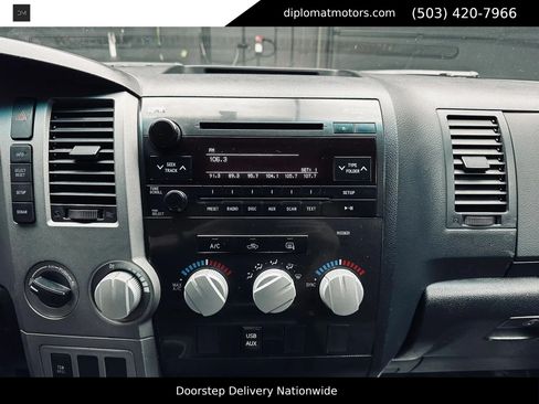 Used 2013 Toyota Tundra 4x4 Double Cab image 35