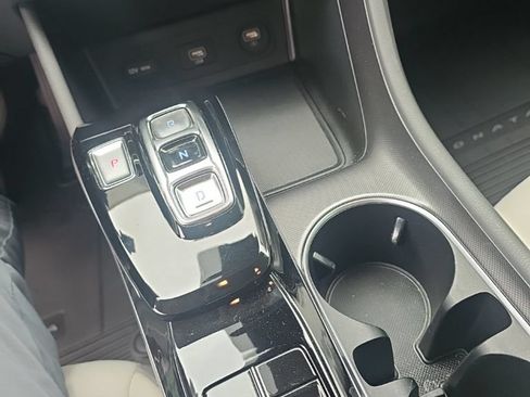 Used 2023 Hyundai Sonata SEL w/ Preferred Accessory Package FWD image 13