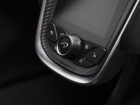 Used 2019 McLaren 600LT image 33