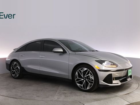 Used 2024 Hyundai Ioniq 6 SEL RWD image 14