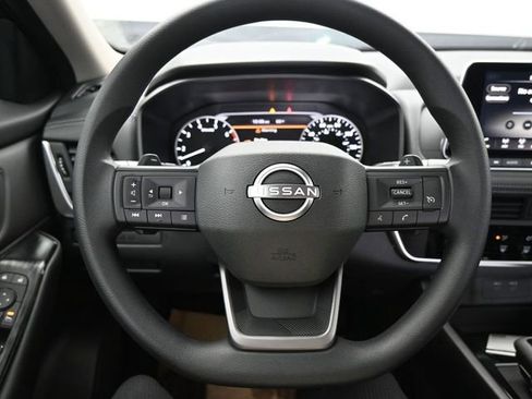 New 2026 Nissan Rogue S image 19