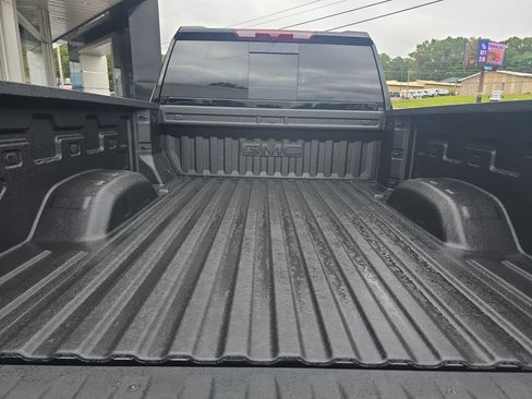 New 2025 GMC Sierra 2500 SLT w/ SLT Convenience Package image 5