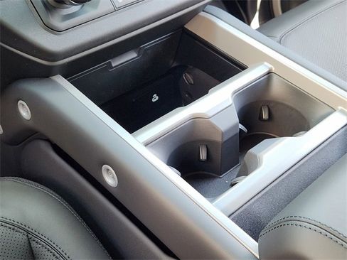 New 2025 Land Rover Defender 110 V8 image 15