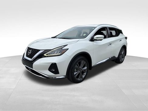 Used 2023 Nissan Murano Platinum w/ Cargo Package image 3