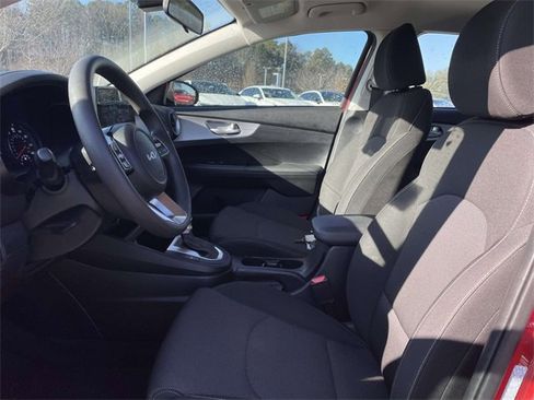 Certified 2024 Kia Forte LXS image 3