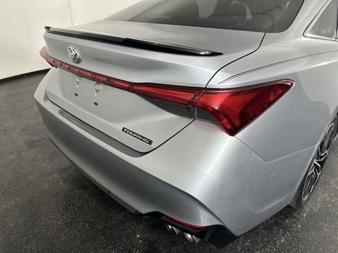 Used 2019 Toyota Avalon Touring image 30
