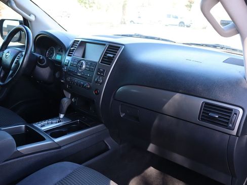 Used 2015 Nissan Armada SV image 17