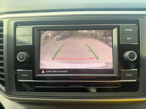 Used 2023 Volkswagen Atlas SE FWD image 16