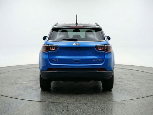 Used 2025 Jeep Compass Limited AWD/4WD image 7