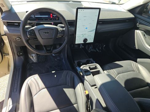 New 2025 Ford Mustang Mach-E Premium image 15