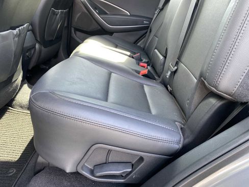 Used 2017 Hyundai Santa Fe Sport 2.0T image 29