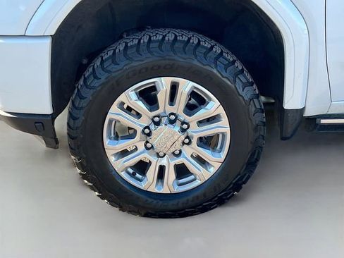 Used 2022 GMC Sierra 2500 Denali image 28