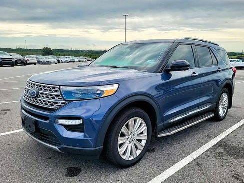 Used 2021 Ford Explorer Limited w/ Hybrid Equipment Group 310A AWD/4WD image 7