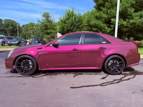 Used 2009 Cadillac CTS V RWD image 2