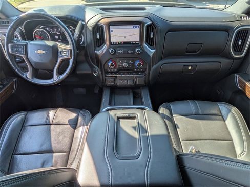Used 2020 Chevrolet Silverado 1500 High Country w/ Technology Package image 18