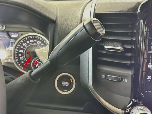 Used 2025 RAM 2500 Big Horn RWD image 16