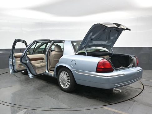 Used 2009 Mercury Grand Marquis LS RWD image 45