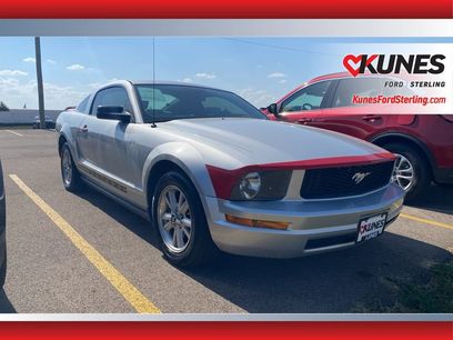 Used 2005 Ford Mustang Deluxe