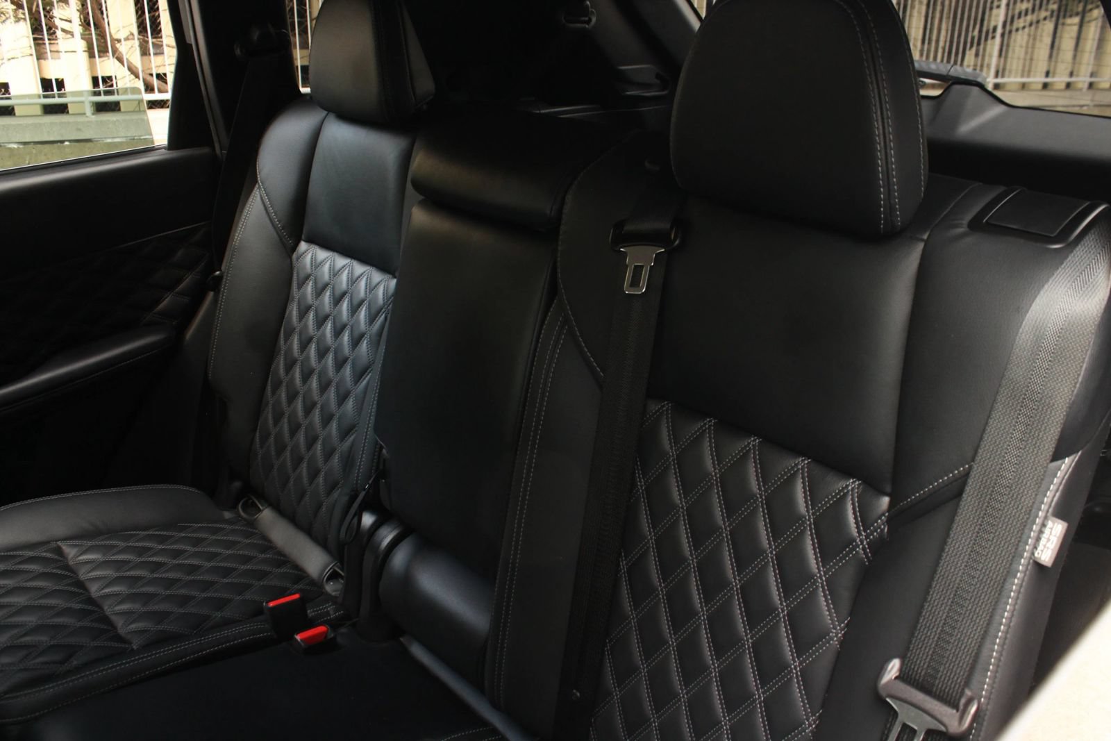 Used 2022 Mitsubishi Outlander SEL FWD image 16
