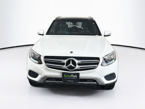 Used 2019 Mercedes-Benz GLC 300 4MATIC image 2