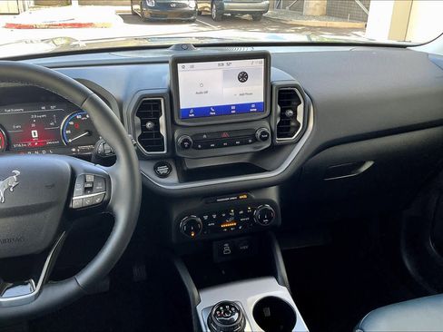 Used 2024 Ford Bronco Sport Outer Banks w/ Tech Package image 7