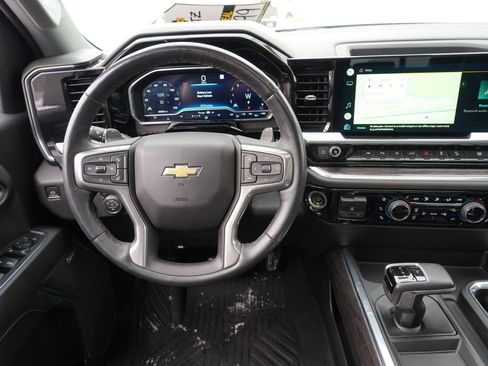 Used 2022 Chevrolet Silverado 1500 LTZ w/ LTZ Premium Package image 22