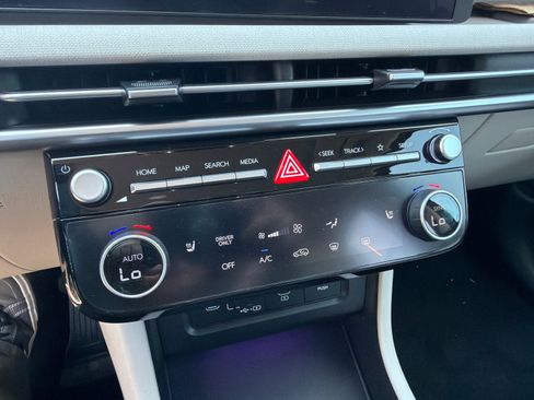 Certified 2025 Hyundai Tucson SEL image 30