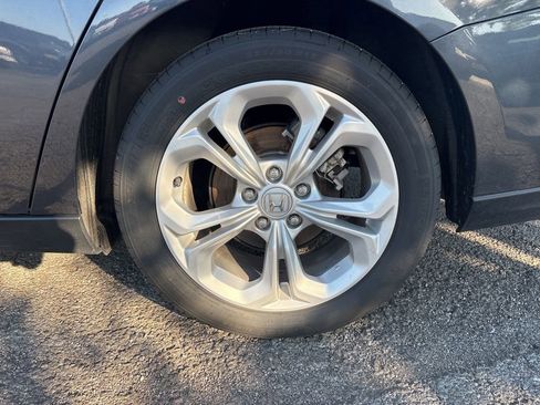 Used 2025 Honda Accord LX image 4