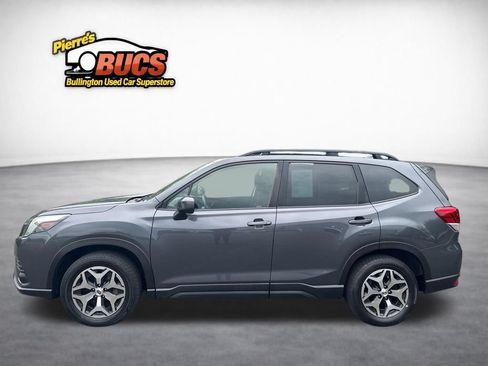 Used 2023 Subaru Forester Premium AWD/4WD image 2