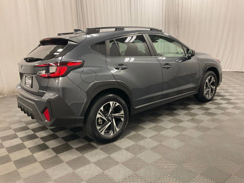 Used 2025 Subaru Crosstrek 2.0i Premium AWD/4WD image 2