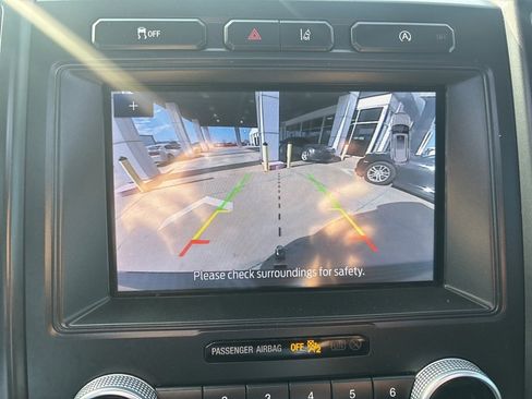 Used 2021 Ford Expedition Max Limited image 13