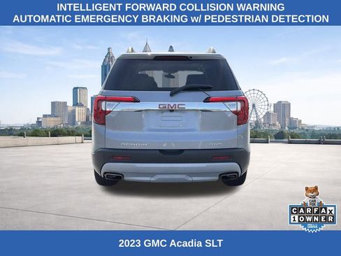 Used 2023 GMC Acadia SLT image 4