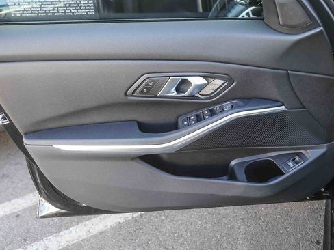 New 2026 BMW 330i Sedan w/ M Sport Package image 17