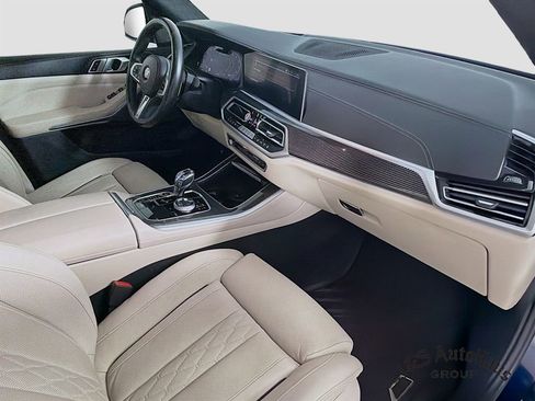 Used 2022 BMW X5 M50i w/ Executive Package image 35