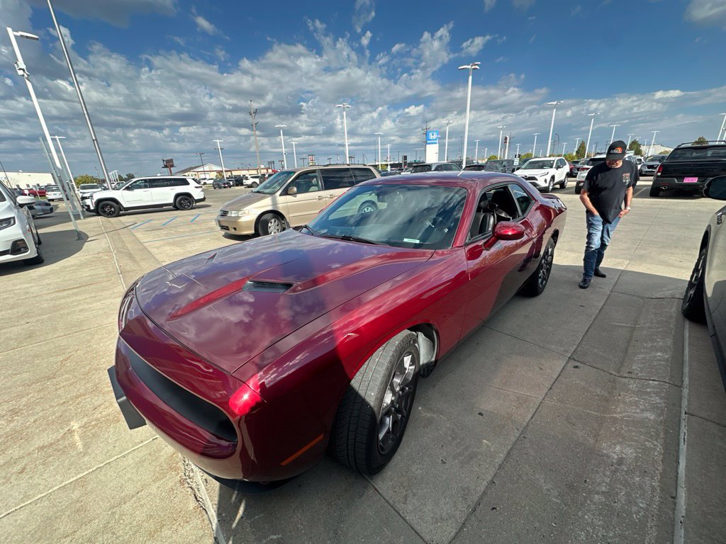 Used 2018 Dodge Challenger GT AWD/4WD image 10