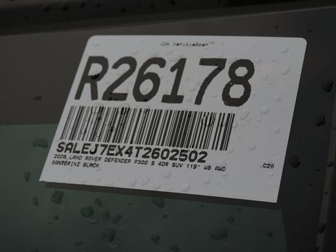 Used 2026 Land Rover Defender 110 S AWD/4WD image 32