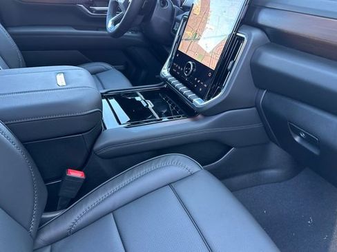 New 2026 GMC Yukon Denali w/ Denali Reserve Package image 20