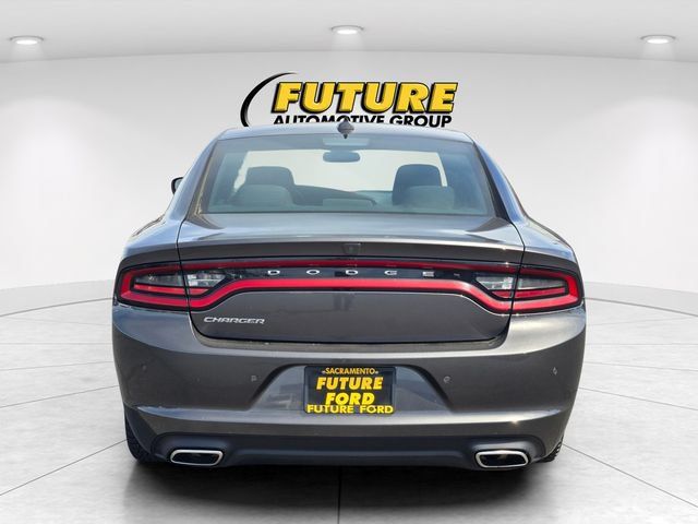 Used 2023 Dodge Charger SXT RWD image 5