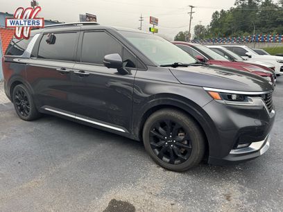 Used 2022 Kia Carnival SX