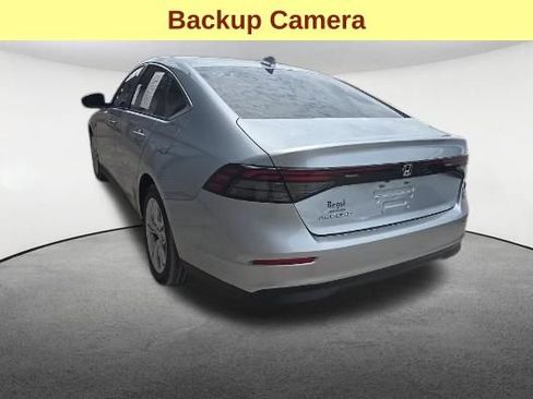 Used 2025 Honda Accord LX image 8