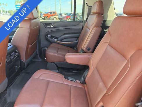 Used 2020 Chevrolet Suburban Premier w/ Premier Plus Edition AWD/4WD image 13