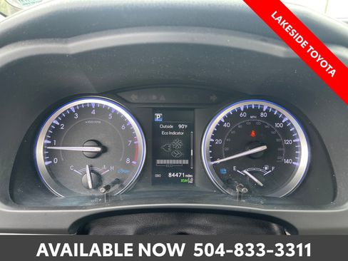 Used 2019 Toyota Highlander XLE FWD image 37