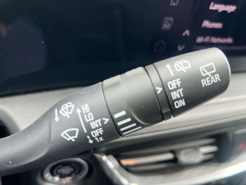 Used 2025 Buick Encore GX Preferred image 25