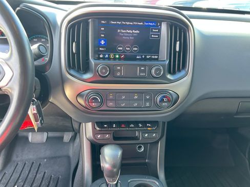 Used 2022 Chevrolet Colorado Z71 image 22