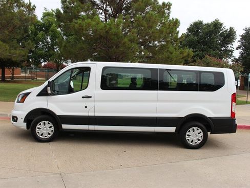 Used 2025 Ford Transit 350 XLT RWD image 2