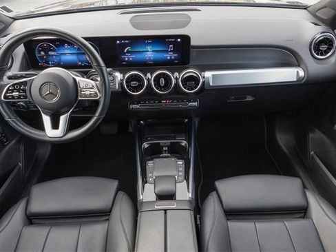 Used 2023 Mercedes-Benz GLB 250 4MATIC image 18