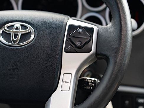 Used 2014 Toyota Sequoia Platinum AWD/4WD image 25