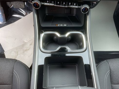 New 2026 Chevrolet Traverse LT image 18