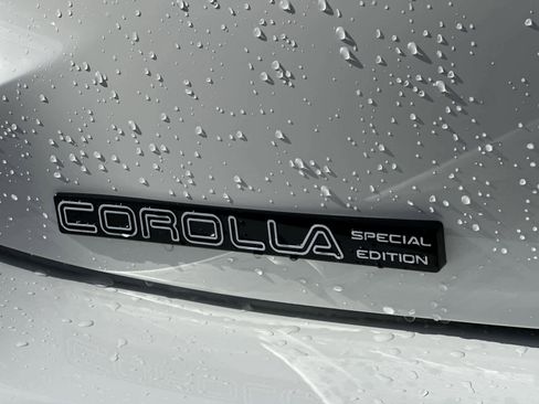 New 2026 Toyota Corolla SE FWD image 50